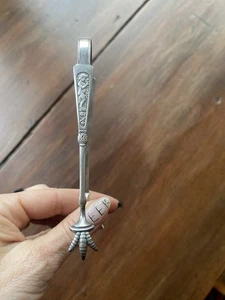 Victorian Cherub Figural Sugar Tongs Rogers Bros A1 Silverplate c1900 - Picture 1 of 3