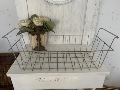 Vintage Big Primitive Metal Wire Freezer Storage Basket 25" 22-5/8" 7-3/4 10-1/8 Cover