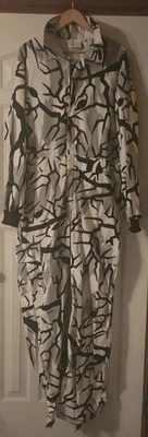 Cabelas Predator Mens XLT One Piece Snow Camouflage Coveralls Hunting Suit 38x34 - Image 1 of 4