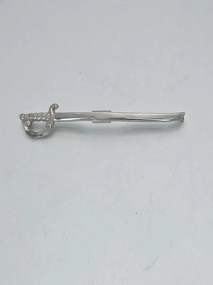 Prendedor de barra de cuello espada de sable de colección tono plateado ENVÍO GRATUITO DE $ ✈️🛳🚚 Foto 1 de 4