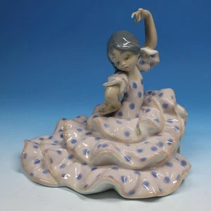 Lladro Porcelain Spanish Flamenco Dancer 5390 Figurine - 6 inches - Picture 1 of 4