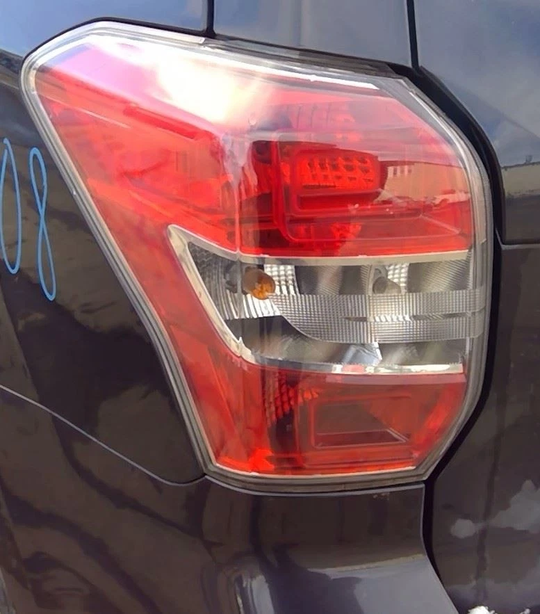 2014 15 16 Subaru Forester Driver izquierda izquierda izquierda luz trasera lámpara trasera Foto 1 de 4