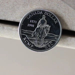 Canadian Mint Canada Dollar 1873 1998 Pin Souvenir (3330763/M7) - Picture 1 of 2