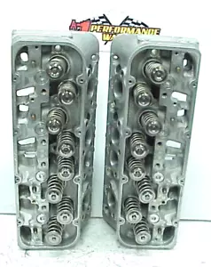 2 GM SB2.2 Ported Aluminum Heads #12480011 with 7mm Titanium Valves NASCAR - Picture 1 of 16