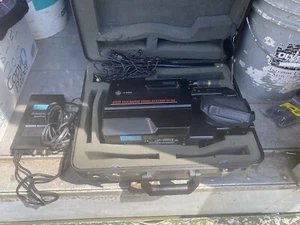 GENERAL ELECTRIC GE 9-9806 VHS MOVIE VIDEO CAMERA CAMCORDER AND CASE UNTESTED - Picture 1 of 10