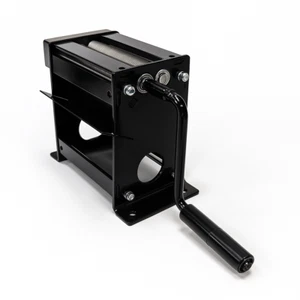 Tabakmühle S100 BLACK Feinschnitt 0,8 mm | Shisha Tee CBD Raucher - Bild 1 von 4