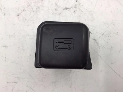 Cubierta de kit de herramientas de guantera OEM Vespa GT200 GTS GTV 250 300 Foto 1 de 4