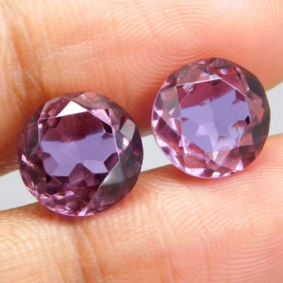 10.65 Ct Color Change Alexandrite Certified Round Gemstone Pair for Jewelry - Image 1 of 4