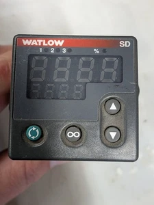 Watlow SD6C-HCAA-AARG Temperature Controller, 3-Out, 100-240VAC, 1/16 DIN Panel - Picture 1 of 5