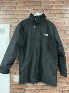 Cappotto Umbro Uomo Derby County - Giacca Parka con Cappuccio Team - Taglia Large Kariban - Foto 1 di 8