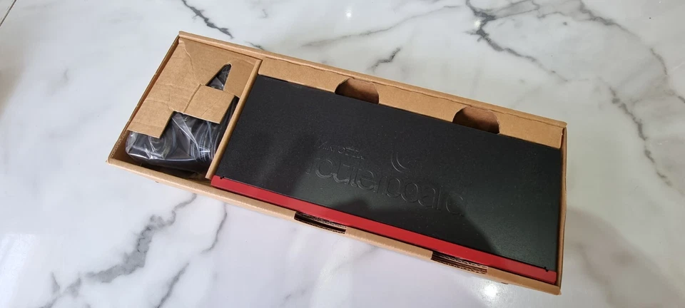 MIKROTIK  RB2011iL-IN 5xEthernet, 5xGigabit Ethernet, Router OS Level 4, LAN - Image 1 of 4