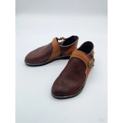 Renaissance Fair  Shoes. Coin Button. Handmade. Unisex. Mens 8.5-9 - Image 1 of 4