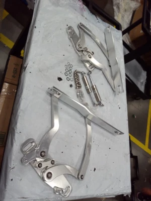 Kit de bisagras de capó Billet defectuosas para Pontiac Firebird Chevrolet Camaro 1970-1981 Foto 1 de 3
