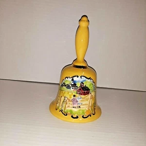 Vintage 1984 Yellow Glazed Ceramic Bell Gold Trim Farmhouse Country Scene - Picture 1 of 6