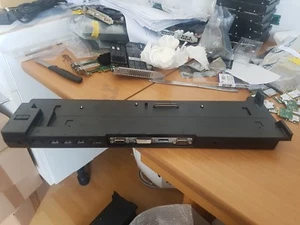 FUJITSU FPCPR141BP Port Replikator für Celsius Mobile H720 & H920 Notebooks - Bild 1 von 1