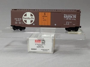 N scale MICRO TRAINS # 32050/1 SANTA FE 50' Box Car Plug Door SFRB 6153 - Picture 1 of 7