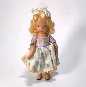 Nancy Ann Bilderbuch Puppe Schmollmund blond 5,5 Zoll - Bild 1 von 10