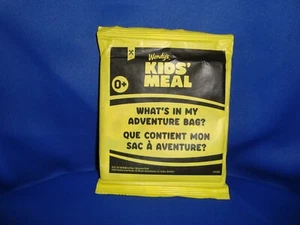 2023 Wendy's Kids Meal Book What Is In My Adventure Bag? NIP - Imagen 1 de 3