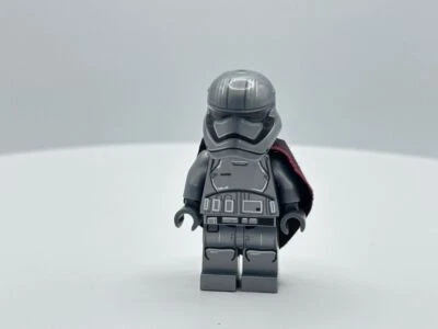 LEGO Star Wars Capitana Phasma Minifigura - sw0684 - Set 75103 Foto 1 de 4