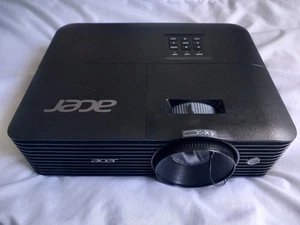 Acer X1228i Black Projector – Excellent Condition, Wireless & HDMI Compatible - Picture 1 of 6