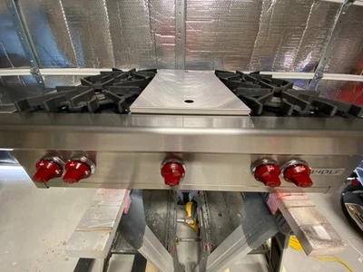 Wolf 36” Range Top - RT364C 4 quemadores + perillas rojas a la parrilla gas natural Foto 1 de 4