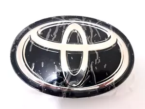 ( 90975-C2023 ) Toyota Camry Front Grille Emblem Logo Radar 2021 - 2023 - Picture 1 of 7