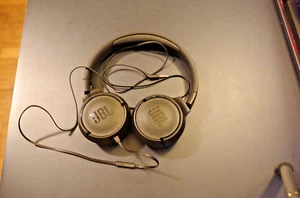 JBL Tune 500 - Foto 1 di 2