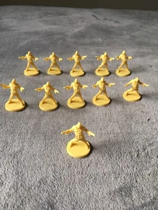 11 Yellow Toys Fit For Dungeons & Dragon D&D Nolzur's Marvelous Miniatures - Picture 1 of 10