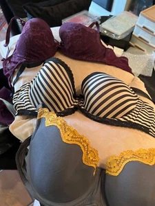 3Stck. H&M DIRNDL BH PUSH UP BÜGEL BH ALLE 80D - BOURDEAUX DBLAU UND SCHWARZ - Bild 1 von 4