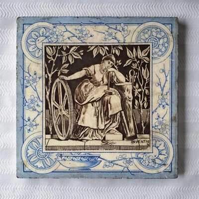 Azulejo de movimiento estético de Brooklyn International Tile Co. de 1880 raro "Invención" Foto 1 de 3