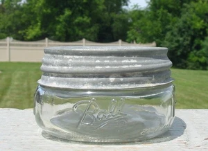 Vtg Ball MASON Glass Jar 250 ml 8 oz Short Wide Mouth Squatty 125 w/ Zinc Lid - Picture 1 of 6