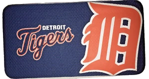MLB Detroit Tigers Licensed  Shell Mesh Wallet  7-1/8" x 4" x 3/4" Little Earth - Picture 1 of 3