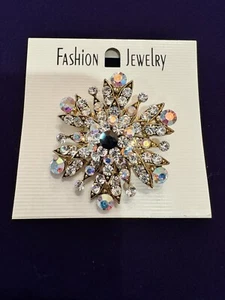 Vintage Style Flower Pendant Brooch Pin Rhinestone Gold Tone Fashion Jewelry - Picture 1 of 7