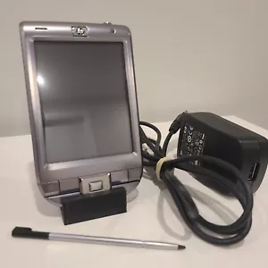 HP IPAQ 110 Classic Pocket PC PDA Windows Mobile 6, chargeur, sans batterie, fonctionne - Photo 1 sur 14