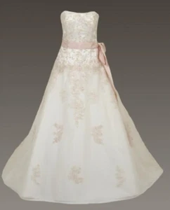 Wedding Dress Berketex Bride Train Corset Tie Size 12 Pink Embroidery - Picture 1 of 13
