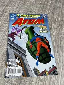 The Atom #1 signiert von Mark Waid DC Comics 2004 - Bild 1 von 12