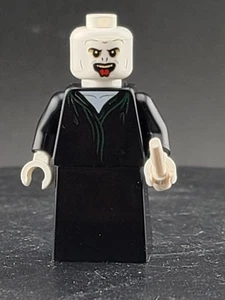 Lego Harry Potter HP373 Lord Voldemort Minifigur aus Set 76404 - Bild 1 von 2
