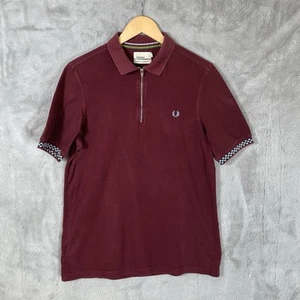 Camisa Polo de Ciclismo Fred Perry x Bradley Wiggins Para Hombre Grande Granate - Imagen 1 de 9