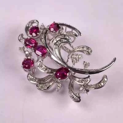 Hermoso broches alfileres de diseño de rubí simulado ovalado de 2,70 quilates chapados en oro blanco de 14 k Foto 1 de 4