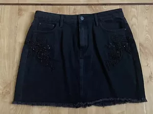 Guess Black Denim Mini Skirt With Sparkle Bead Detailing Size 8 - Picture 1 of 3