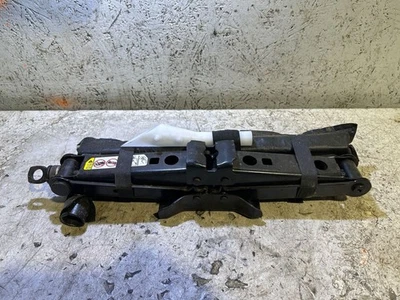 Ram 1500 2023 Wagenheber STO54576 - Bild 1 von 2