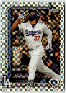 2025 Topps Chrome MLB No. 128 Teoscar Hernandez Checkerboard Refractor - Bild 1 von 2