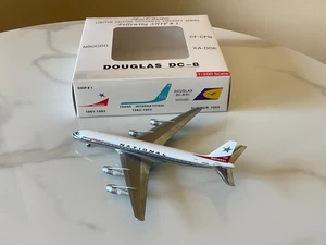 Aeroclassics National Airlines DC-8 N8008D Maßstab 1:200 Modell - Bild 1 von 4