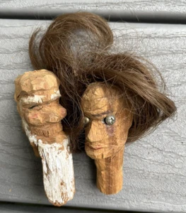 Antikes Paar Vintage Außenseiter Kunst geschnitzte Holzköpfe Volkskunst Puppe gruselig flippig - Bild 1 von 22