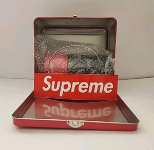 NEU UND VERPACKT Supreme Hysteric Glamour Lunchbox SS21 Thermoslöffel Spork Box Logo Rot - Bild 1 von 5