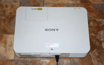 Sony VPL-PHZ10 Laser Projector 5000 Lumens HDMI 1920x1200 - Does Not Start - Image 1 of 4