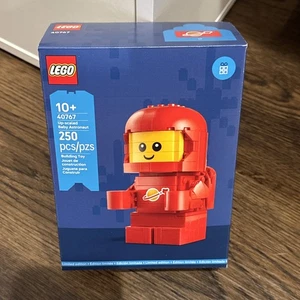NEW LEGO Up-Scaled 40767 Baby Astronaut Retired Sealed GWP - Picture 1 of 2