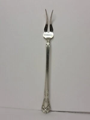 Tenedor Chateau Rose de Alvin plata esterlina oliva 5 5/8" Foto 1 de 4