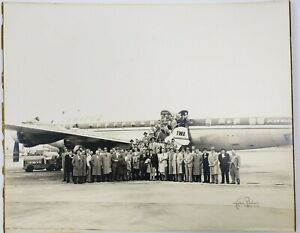 United Airlines 16X20 Photo Print Douglas DC 6B Mainliner Des Moines Signed