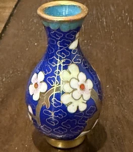 Vintage Cloisonné Bronze Enamel Mini Asian Floral Navy Blue Vase 2” Doll House - Picture 1 of 8